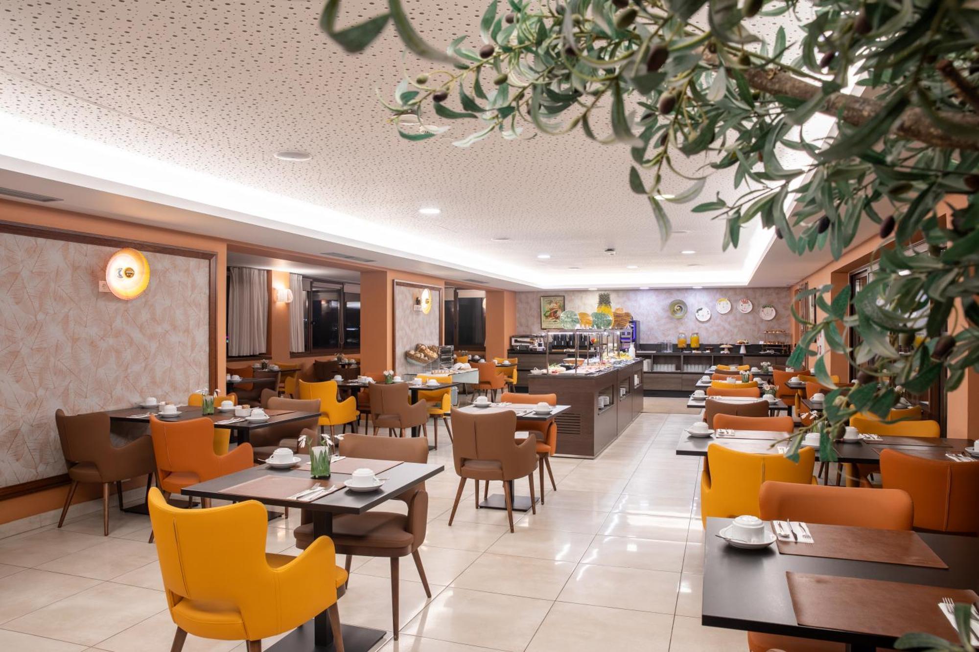 Hotel Vip Executive Picoas 4*